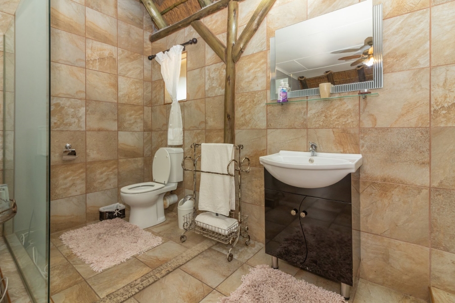 6 Bedroom Property for Sale in Panorama Free State